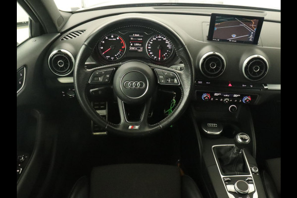 Audi A3 1.0 TFSI Sport S Line | Carplay | Full LED | Sportstoelen | Half leder | Navigatie | Climate control | Parkeerhulp | Cruise control