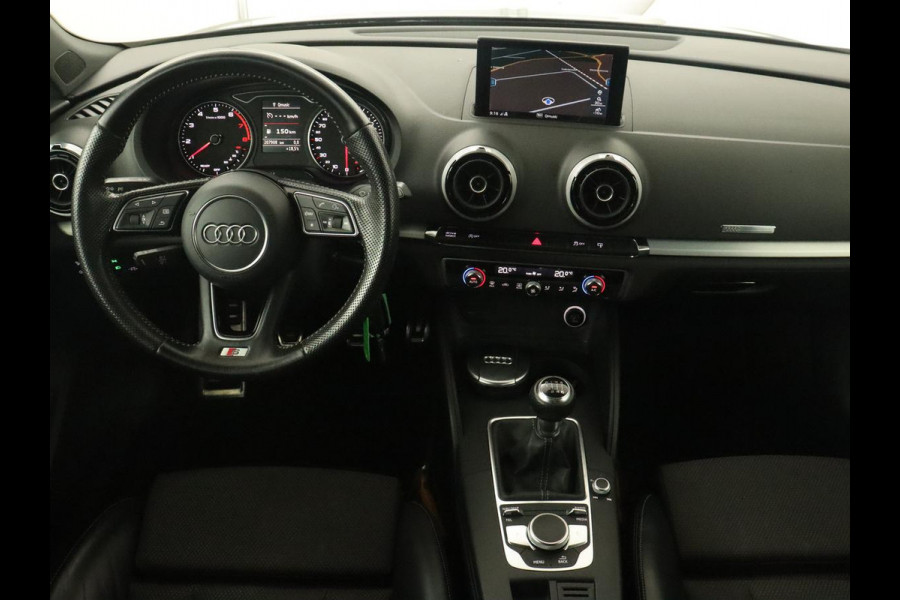Audi A3 1.0 TFSI Sport S Line | Carplay | Full LED | Sportstoelen | Half leder | Navigatie | Climate control | Parkeerhulp | Cruise control