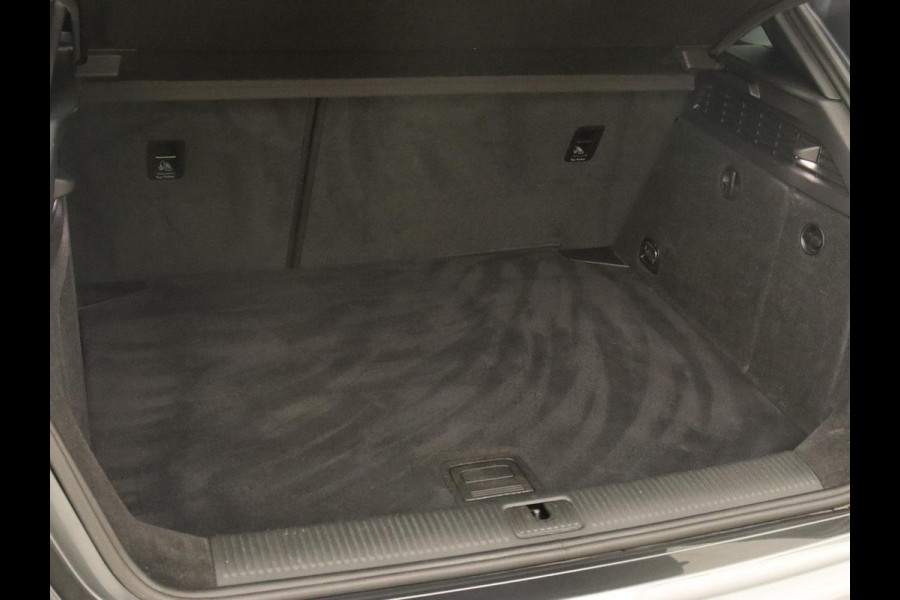 Audi A3 1.0 TFSI Sport S Line | Carplay | Full LED | Sportstoelen | Half leder | Navigatie | Climate control | Parkeerhulp | Cruise control