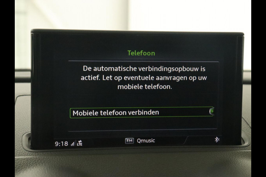 Audi A3 1.0 TFSI Sport S Line | Carplay | Full LED | Sportstoelen | Half leder | Navigatie | Climate control | Parkeerhulp | Cruise control