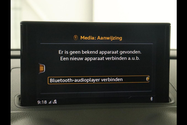 Audi A3 1.0 TFSI Sport S Line | Carplay | Full LED | Sportstoelen | Half leder | Navigatie | Climate control | Parkeerhulp | Cruise control