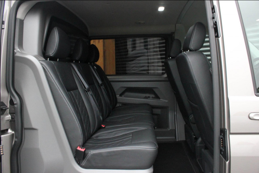 Volkswagen Transporter 2.0 TDI L2H1 BULLI DUBBEL CABINE 150PK DSG 2023 DEMO / ACTIVE DISPLAY / BILSTEIN SCHROEFSET / NIEUWSTAAT