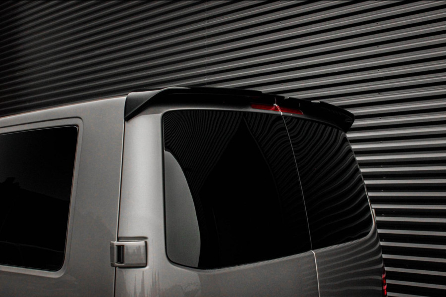 Volkswagen Transporter 2.0 TDI L2H1 BULLI DUBBEL CABINE 150PK DSG 2023 DEMO / ACTIVE DISPLAY / BILSTEIN SCHROEFSET / NIEUWSTAAT