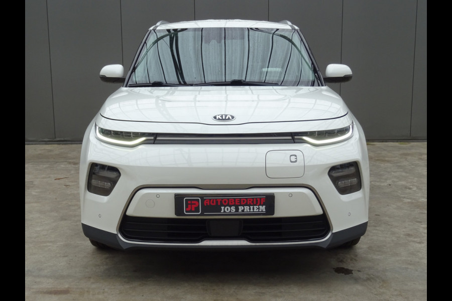 Kia e-Soul ExecutiveLine 64 kWh * TREKHAAK * LEER * DEALER ONDERH. !!