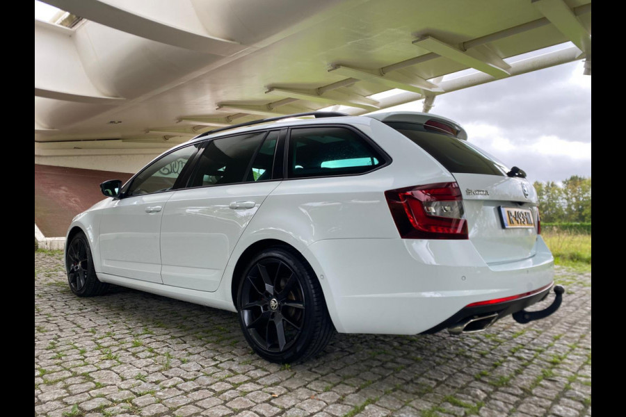 Škoda Octavia Combi 2.0 TSI RS 245 Business Panorama