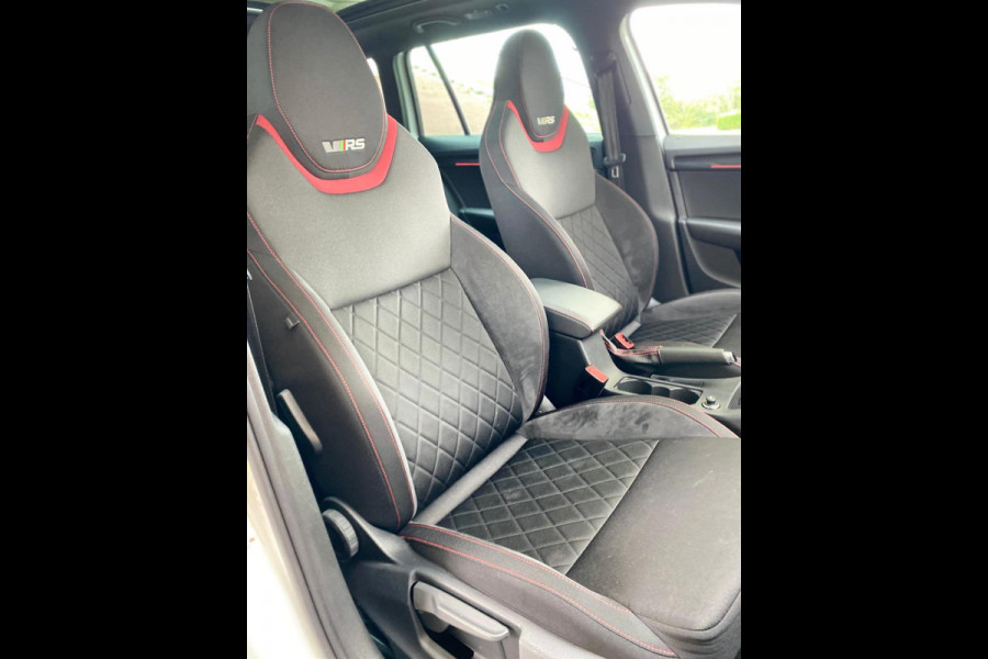 Škoda Octavia Combi 2.0 TSI RS 245 Business Panorama