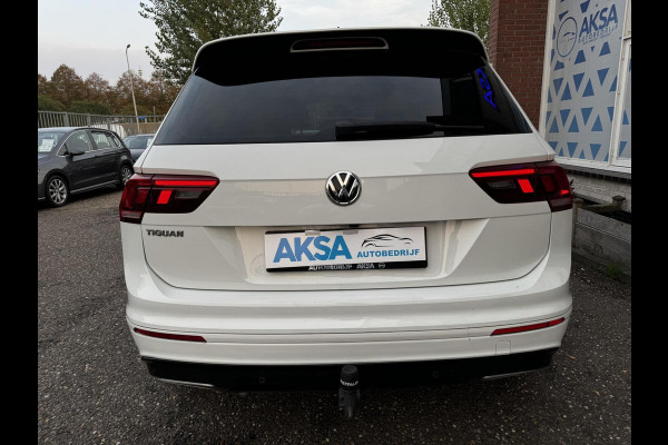 Volkswagen Tiguan 1.5 TSI ACT Highline 150 PK R-Line DSG Blindspot Led Elektr.Trekhaak Garantie