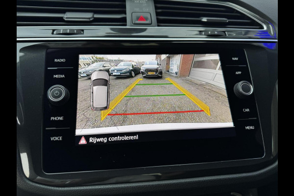 Volkswagen Tiguan 1.5 TSI ACT Highline 150 PK R-Line DSG Blindspot Led Elektr.Trekhaak Garantie