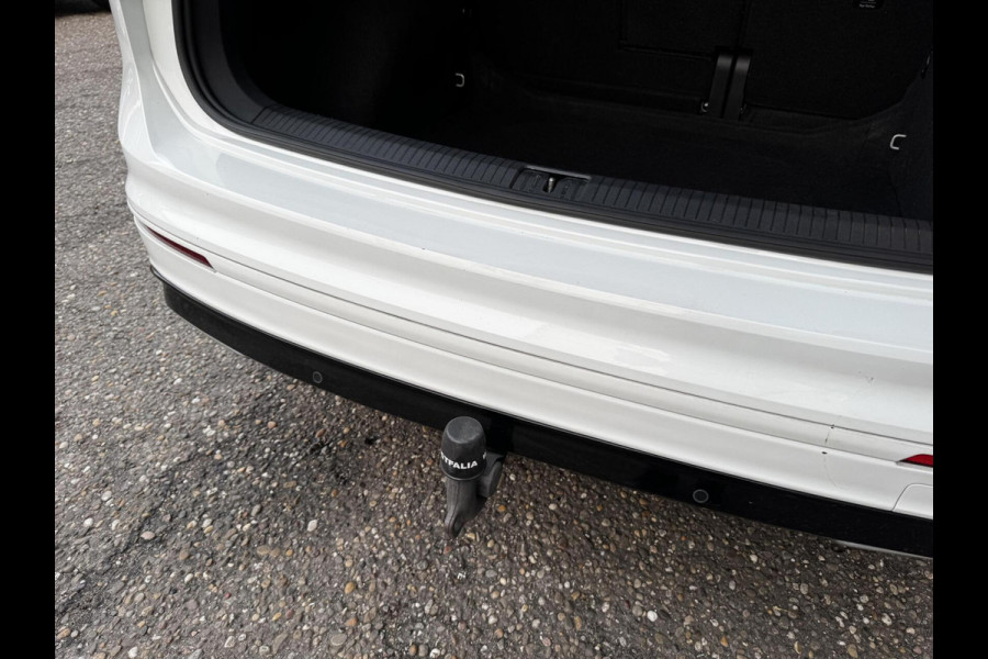 Volkswagen Tiguan 1.5 TSI ACT Highline 150 PK R-Line DSG Blindspot Led Elektr.Trekhaak Garantie