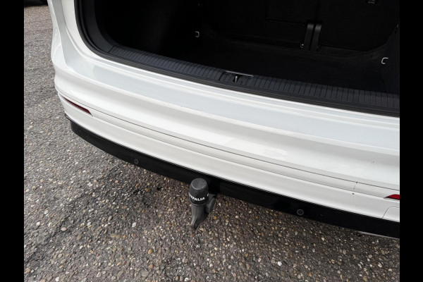 Volkswagen Tiguan 1.5 TSI ACT Highline 150 PK R-Line DSG Blindspot Led Elektr.Trekhaak Garantie
