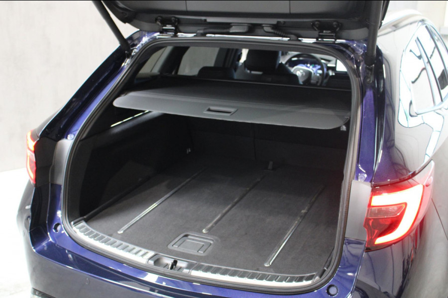 Toyota Corolla Touring Sports Hybrid 140 Executive Camera|Navi|Carplay|Half Leer