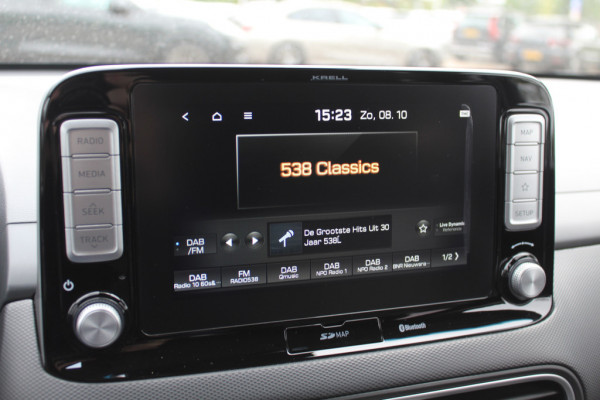 Hyundai Kona EV Premium 64 kWh / Camera / Leder / Head-up / 18'' / Navigatie / Stuur+Stoelverwarming / Keyless / KRELL Audio / DAB / ACC