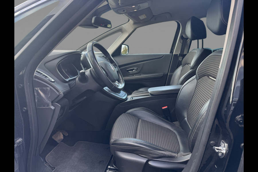 Renault Scénic 1.3 TCe Intens / Camera / Head-up / Navigatie / Half leder / 20'' / Dodehoek / DAB / Cruise Control