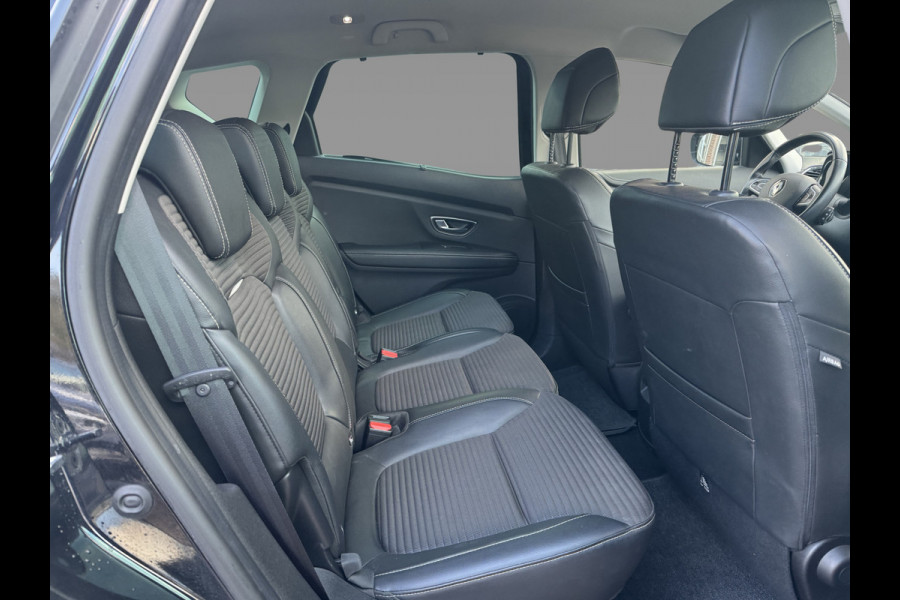 Renault Scénic 1.3 TCe Intens / Camera / Head-up / Navigatie / Half leder / 20'' / Dodehoek / DAB / Cruise Control