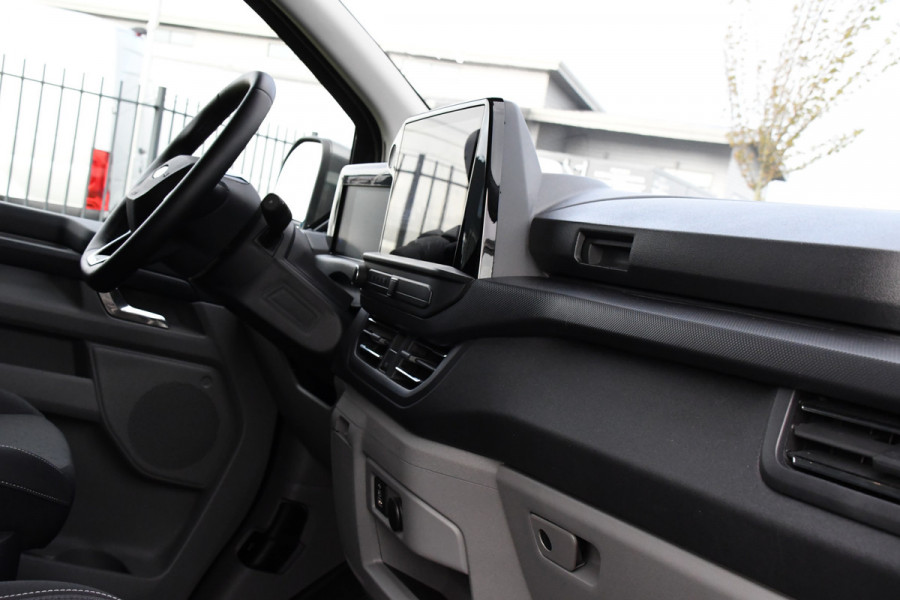 Ford E-Transit Cust. 340 L2H1 Limited 65 kWh DEMO, Virtual, Adaptieve Cruise, Camera, Carplay, Stoelverwarming, LED, 218pk, NAVI, Uniek!