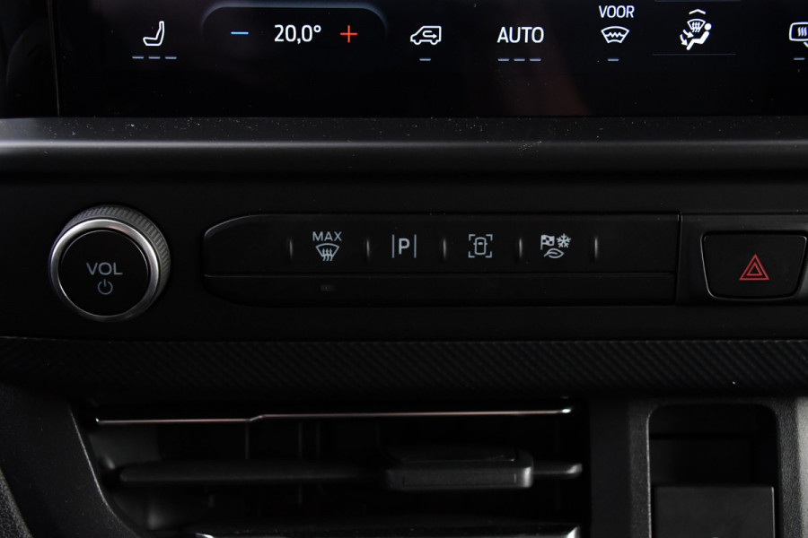 Ford E-Transit Cust. 340 L2H1 Limited 65 kWh DEMO, Virtual, Adaptieve Cruise, Camera, Carplay, Stoelverwarming, LED, 218pk, NAVI, Uniek!