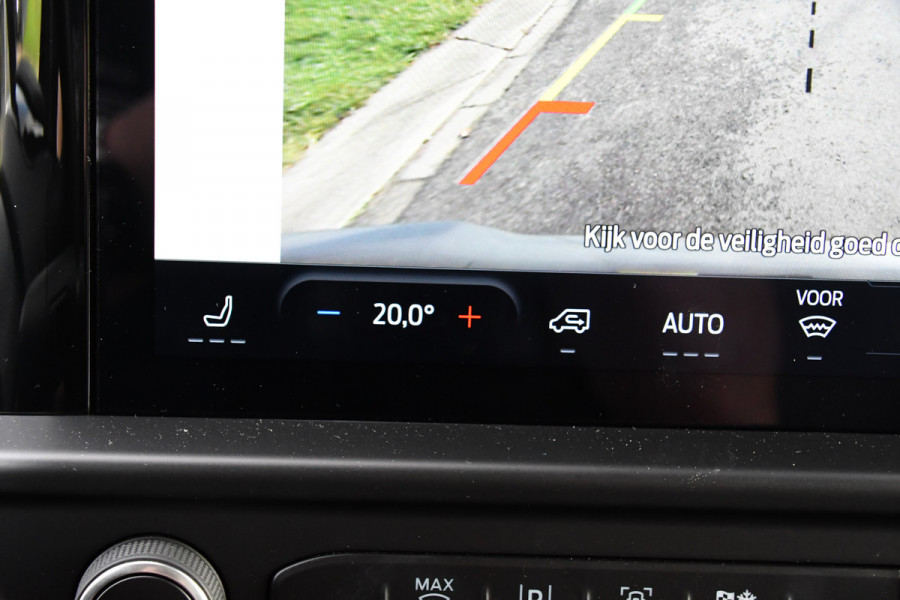 Ford E-Transit Cust. 340 L2H1 Limited 65 kWh DEMO, Virtual, Adaptieve Cruise, Camera, Carplay, Stoelverwarming, LED, 218pk, NAVI, Uniek!