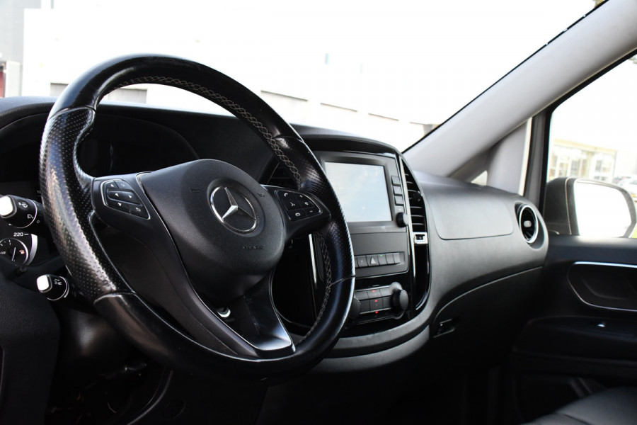 Mercedes-Benz Vito 119 CDI L2 AMG Edition Adaptieve Cruise, Camera, Carplay, LED, Stoelverwarming, Leder, Trekhaak, Multimedia, Uniek!