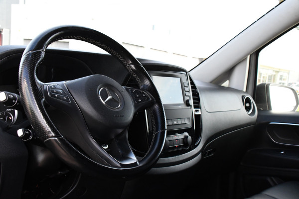 Mercedes-Benz Vito 119 CDI L2 AMG Edition Adaptieve Cruise, Camera, Carplay, LED, Stoelverwarming, Leder, Trekhaak, Multimedia, Uniek!