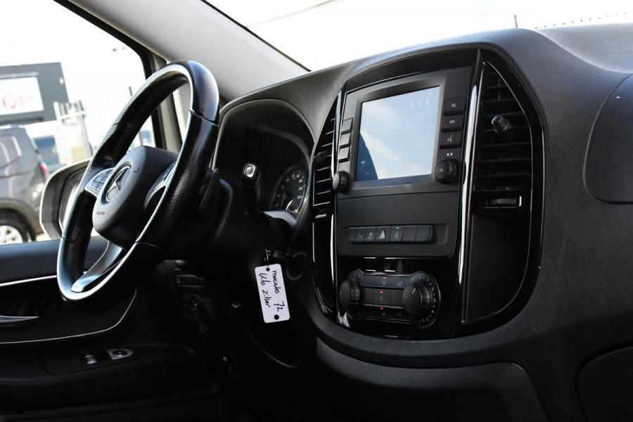 Mercedes-Benz Vito 119 CDI L2 AMG Edition Adaptieve Cruise, Camera, Carplay, LED, Stoelverwarming, Leder, Trekhaak, Multimedia, Uniek!