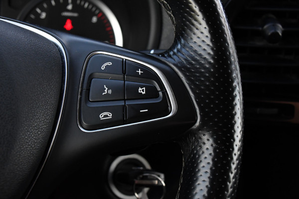 Mercedes-Benz Vito 119 CDI L2 AMG Edition Adaptieve Cruise, Camera, Carplay, LED, Stoelverwarming, Leder, Trekhaak, Multimedia, Uniek!
