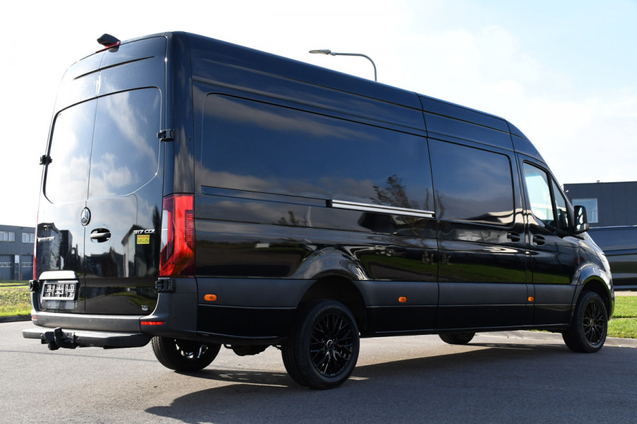 Mercedes-Benz Sprinter 317 1.9 CDI L3H2 RWD Black Edition Adaptieve Cruise, Camera, Carplay, 10,5'' Mbux, LED, Leder, Stoelverwarming, Dodehoek, NAVI, Uniek!