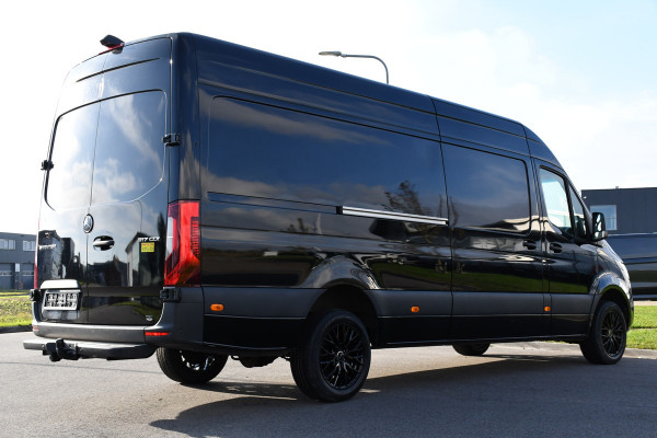 Mercedes-Benz Sprinter 317 1.9 CDI L3H2 RWD Black Edition Adaptieve Cruise, Camera, Carplay, 10,5'' Mbux, LED, Leder, Stoelverwarming, Dodehoek, NAVI, Uniek!
