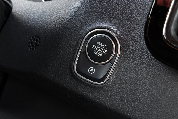 Mercedes-Benz Sprinter 317 1.9 CDI L3H2 RWD Black Edition Adaptieve Cruise, Camera, Carplay, 10,5'' Mbux, LED, Leder, Stoelverwarming, Dodehoek, NAVI, Uniek!