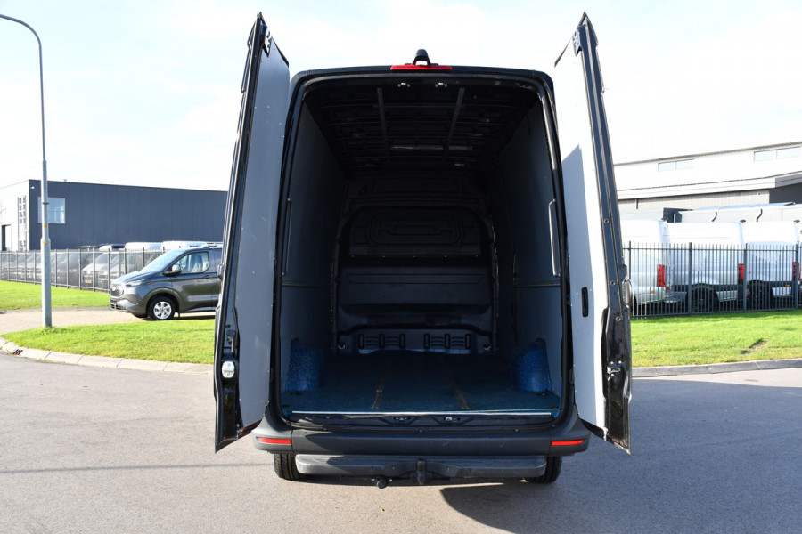 Mercedes-Benz Sprinter 317 1.9 CDI L3H2 RWD Black Edition Adaptieve Cruise, Camera, Carplay, 10,5'' Mbux, LED, Leder, Stoelverwarming, Dodehoek, NAVI, Uniek!