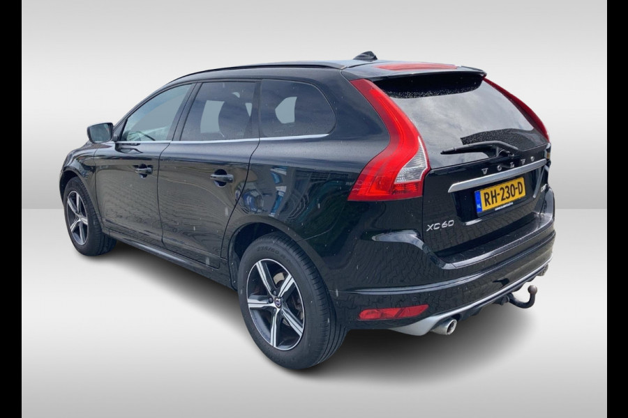 Volvo XC60 2.4 D4 Polar+ / Trekhaak / Panoramadak / Camera / Standverwarming / Leder&Alcantara / 18'' / Keyless / Navigatie / Stuur+Stoelverwarming / Blis / DAB / ACC