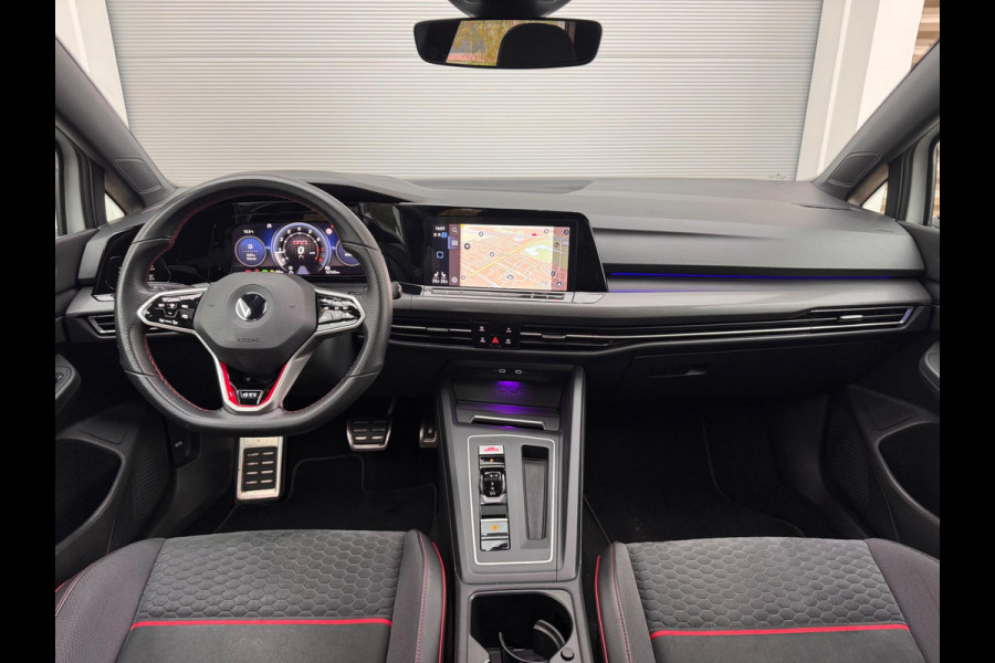 Volkswagen Golf 2.0 TSI GTI Clubsport Pano/Matrix/Camera/Blindspot