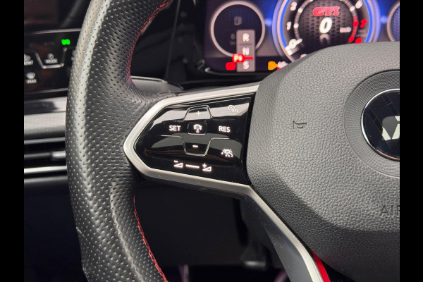 Volkswagen Golf 2.0 TSI GTI Clubsport Pano/Matrix/Camera/Blindspot