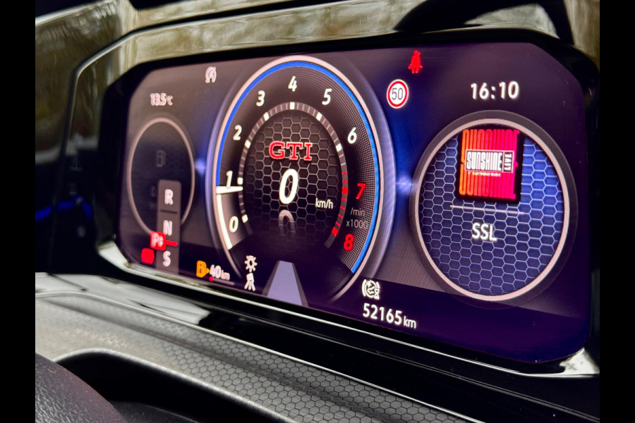 Volkswagen Golf 2.0 TSI GTI Clubsport Pano/Matrix/Camera/Blindspot