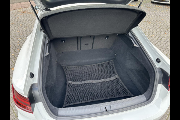 Volkswagen Arteon 2.0 TSI 280PK DSG 4Motion Business R ACC|Massage|Headup|DAB|Camera