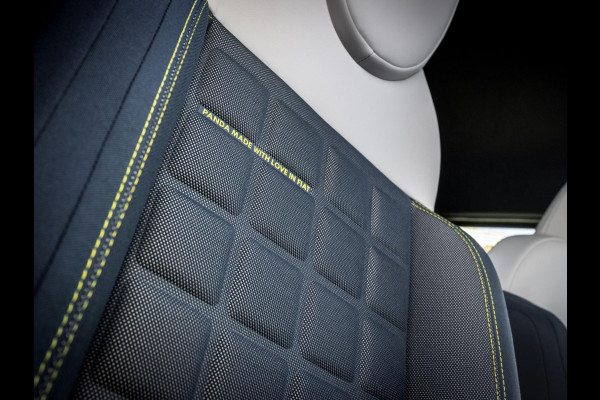 Fiat Grande Panda La Prima 11 kW 44 kWh | Private Lease actie € 374,-*  | Uit voorraad leverbaar | Clima | Cruise | Camera | Apple Carplay | 17" | Navi | Winter Pack