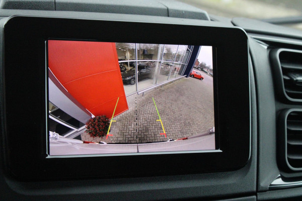 Fiat Ducato 33 2.2 MultiJet 140PK L3H2 | NIEUWE BUS! BPM VRIJ! | ACHTERUITRIJ CAMERA | APPLE CARPLAY/ANDROID AUTO | 3-ZITS | CRUISE CONTROL | CLIMATE CONTROL | DAB+ RADIO | DIGITALE COCKPIT |