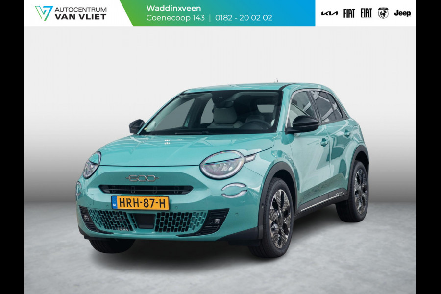 Fiat 600 1.2 Hybrid La Prima | Clima | Adapt. Cruise | Camera | BSM | 18" | Stoelverwarming | Apple Carplay | Elektr. A-Klep
