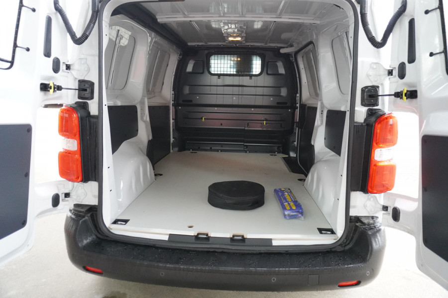 Peugeot e-Expert EV L2 75 kWh Elektrisch Automaat nr. V216 | Airco | Cruise | Navi | Camera | Snellader