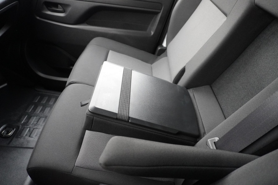 Peugeot e-Expert EV L2 75 kWh Elektrisch Automaat nr. V216 | Airco | Cruise | Navi | Camera | Snellader