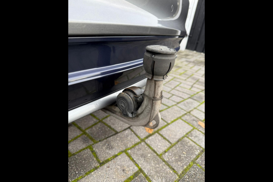 Mercedes-Benz CLA-Klasse Shooting Brake 200 d AMG Line - Panoramadak