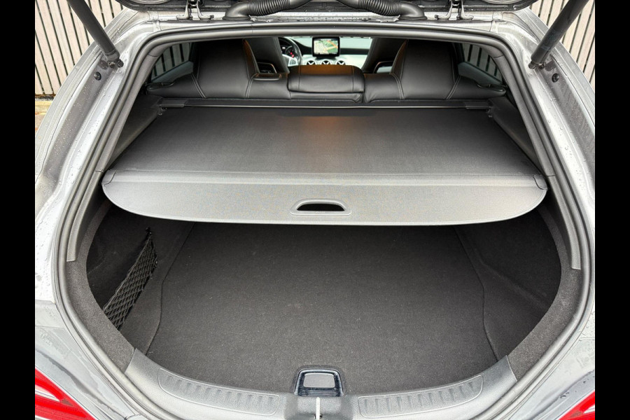 Mercedes-Benz CLA-Klasse Shooting Brake 200 d AMG Line - Panoramadak
