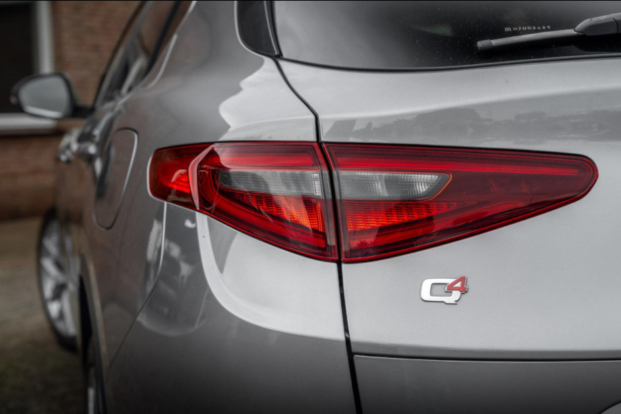 Alfa Romeo Stelvio 2.0 T AWD Super First Edition 280 PK Leder Camera Keyless Stoel/Stuurverw. Elek Klep 20''