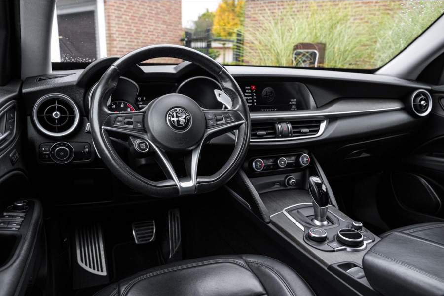 Alfa Romeo Stelvio 2.0 T AWD Super First Edition 280 PK Leder Camera Keyless Stoel/Stuurverw. Elek Klep 20''