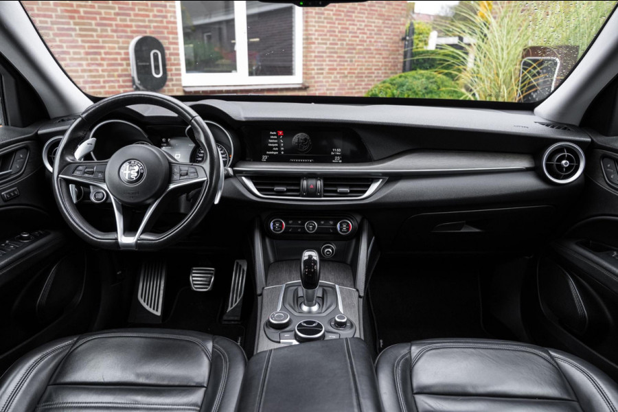 Alfa Romeo Stelvio 2.0 T AWD Super First Edition 280 PK Leder Camera Keyless Stoel/Stuurverw. Elek Klep 20''