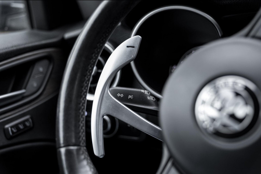 Alfa Romeo Stelvio 2.0 T AWD Super First Edition 280 PK Leder Camera Keyless Stoel/Stuurverw. Elek Klep 20''