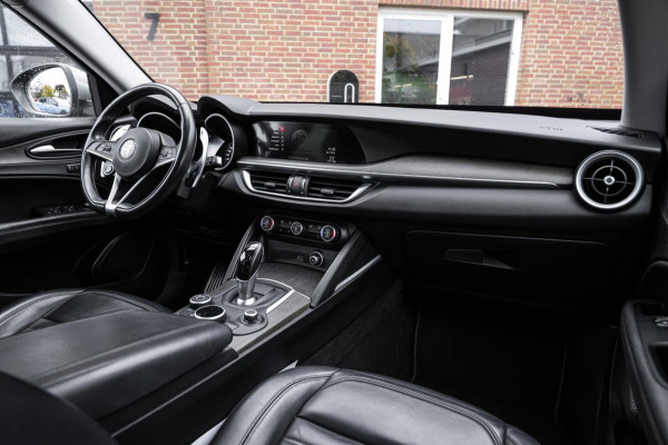 Alfa Romeo Stelvio 2.0 T AWD Super First Edition 280 PK Leder Camera Keyless Stoel/Stuurverw. Elek Klep 20''