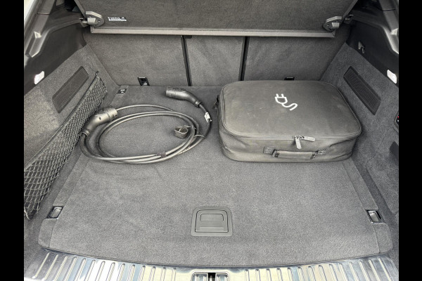 Porsche Cayenne Coupé 3.0 E-Hybrid / Fabrieksgarantie / Matrix Koplampen / 4 Wielbesturing / Chrono Pakket / Leder / Adaptieve Cruise Control / 21 Inch / Trekhaak / Bose / Stoelverwarming voor+achter / Panoramadak / Luchtvering