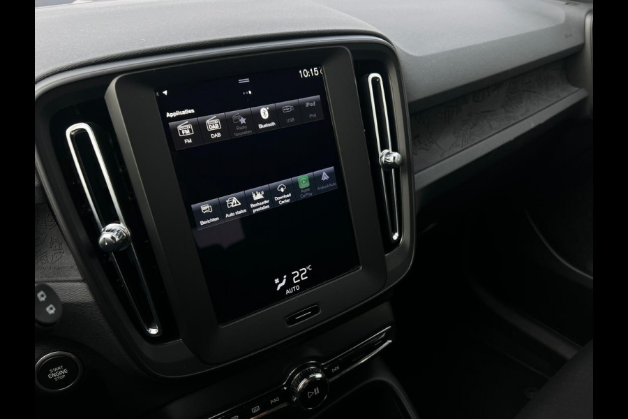 Volvo XC40 1.5 T2 Momentum Core NL AUTO | DEALER ONDERH | WEGKLAPBARE TREKHAAK | CAMERA | CARPLAY |