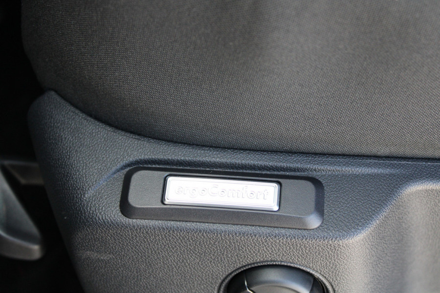 Volkswagen Caddy Cargo 2.0 TDI 122pk DSG7 - Carplay - Adaptive Cruise - Trekhaak - Navigatie - Dig. cockpit - Ergocomfort stoel - Stoelverwarming - Rij