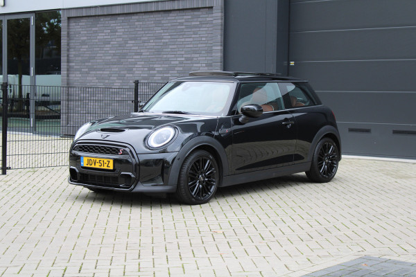 MINI Mini 2.0 Cooper S Rockingham GT Edition | DEALER.OND | BTW |  PANO | LEDER | STOELVERWARMING | CAMERA |